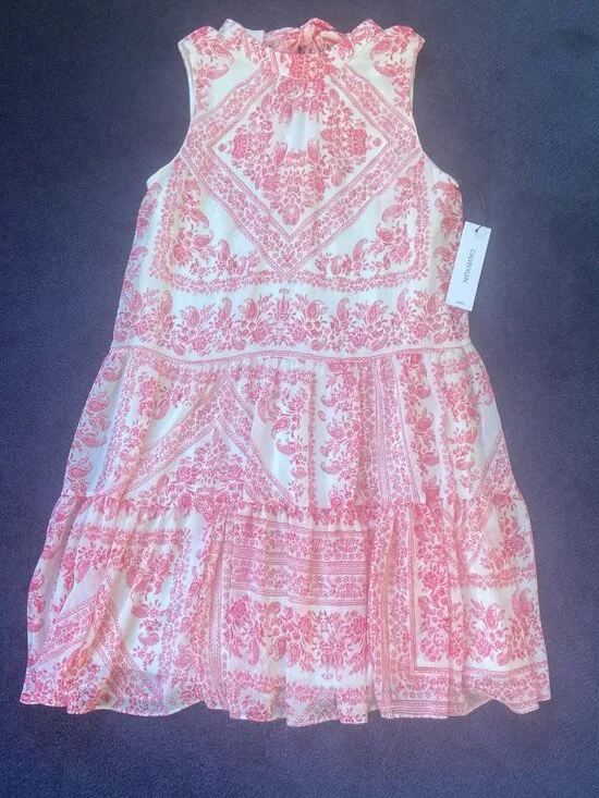 Calvin Klein Pink & White Floral Dress NWT | Sleeveless Ruffle Hem Fit & Flare - Picture 5 of 11